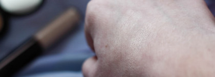 Glow on the Go Kit Becca Moonstone