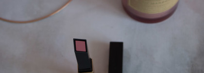 Yves Saint Laurent Rouge Pur Couture The Slim Matte Lipstick в оттенке 17 Nude Antonym