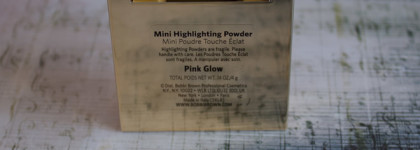 Ощущение праздника с Mini Highlighting Powder в оттенке Pink Glow от Bobbi Brown
