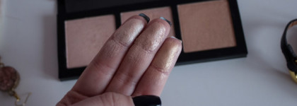 MAC Hyper Real Glow Flash + Awe