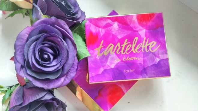 Моя прелесть Tarte Tartelette In Bloom Eyeshadow Palette