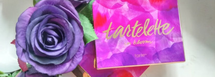 Моя прелесть Tarte Tartelette In Bloom Eyeshadow Palette