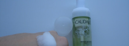 Мои средства для умывания: стабильность, открытие и недосказанность