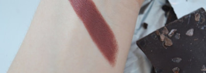 Не только осень, не совсем шоколад: Gosh Velvet Touch Lipstick 012 Matt Raisin