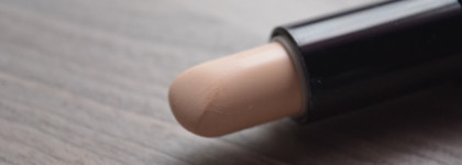 To make your face / NYX Wonder Stick Highlight & Contour Light