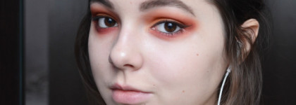 To make your face / NYX Wonder Stick Highlight & Contour Light