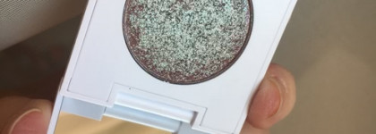 Бестселлер "Colourpop": тени-дуохром "Glass Bull" pressed powder shadow