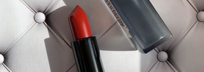 "Коварный рубин": помада Maybelline Color Sensational Powder Matte #05 "Cruel Ruby"