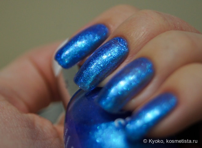Ослепительный красавец Essence effect nail polish Lady Mermaid 30