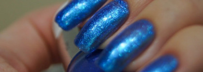 Ослепительный красавец Essence effect nail polish Lady Mermaid 30