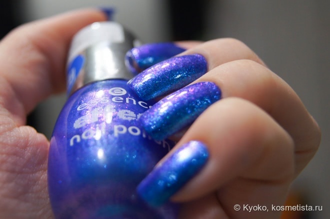 Ослепительный красавец Essence effect nail polish Lady Mermaid 30