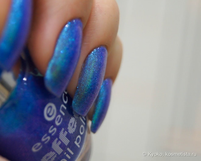 Ослепительный красавец Essence effect nail polish Lady Mermaid 30