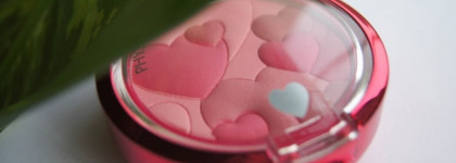 Румяна Physicians Formula inc., Happy Booster™Glow & Mood Boosting Blush в оттенке Rose или и у меня в косметичке есть сердечки