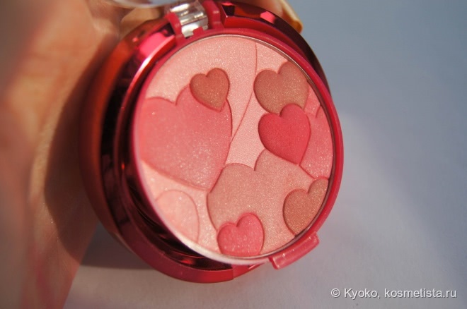 Румяна Physicians Formula inc., Happy Booster™Glow & Mood Boosting Blush в оттенке Rose или и у меня в косметичке есть сердечки