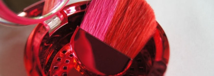 Румяна Physicians Formula inc., Happy Booster™Glow & Mood Boosting Blush в оттенке Rose или и у меня в косметичке есть сердечки