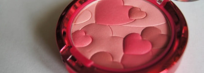 Румяна Physicians Formula inc., Happy Booster™Glow & Mood Boosting Blush в оттенке Rose или и у меня в косметичке есть сердечки