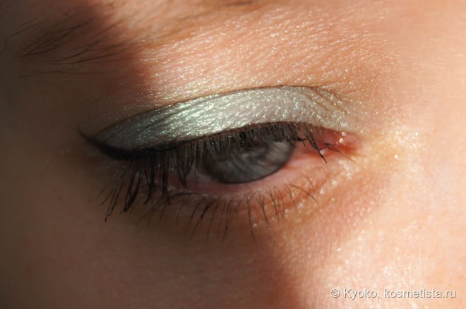 Тени Catrice Absolute Eye Colour Mono Eye Shadow #910 My Mermint: оттенок холодной весны и свежего лета