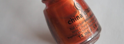 Лак, в котором определённо что-то есть - China Glaze nail lacquer with hardeners 1331 Stop that train