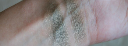 Благородная зелень или перламутровые тени для век Artdeco Pearl Eye Shadow #45