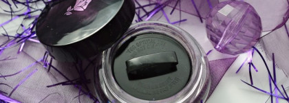 Игра цвета. Lancome Color Design Infinite 24 HR Crease-free luminous eye shadow. Оттенок 303 Endless purple