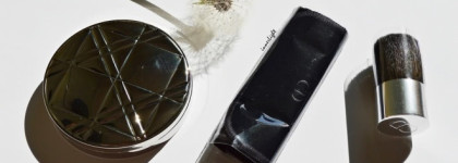 Ностальгия о лете. Diorskin Nude Shimmer Instant Illuminating Powder 001 with kabuki brush