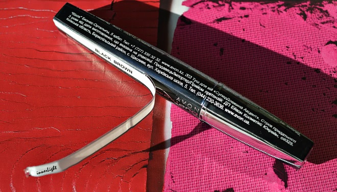 Вдохновленная формой пера. Тушь для ресниц Avon Super extend Winged out mascara