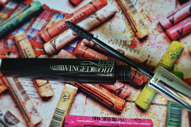 Вдохновленная формой пера. Тушь для ресниц Avon Super extend Winged out mascara