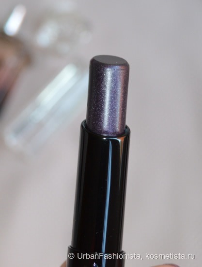 Guerlain La Petite Robe Noire Lipstick #007 black perfecto