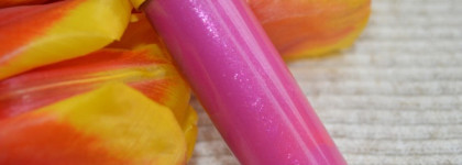 Такие разные YSL Gloss Volupte: #049 Terriblement Fuchsia и #204 Corail Trapeze