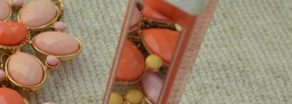 Солнечные искры на губах с Elizabeth Arden Beautiful Color Luminous Lip Gloss, #17 Imperial Shimmer