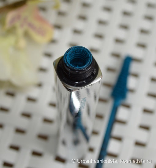 Collistar Ti Amo 500 Art Design Mascara Panoramic Volume “Art” For the Lashes, Green/Blue “Take Me Away”