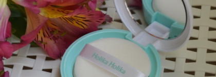 Матирующая пудра Holika Holika Sebum Clear Pact в оттенке #01 Pure White