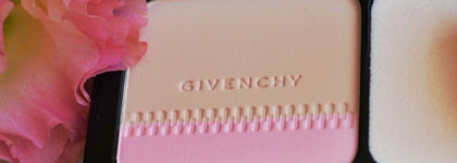 Компактное тональное средство Givenchy Teint Couture Long-Wearing Compact Foundation SPF 10 PA ++ & Highlighter в оттенке #2 Elegant Shell