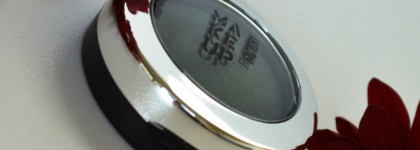 Лесная сказка. Тени для век Make Up Factory Eye Shadow в оттенке #47 Deep Fairy Green