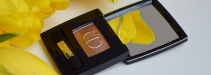 Истинно лунное сияние: тени Dior Diorshow Mono Professional Eye Shadow Spectacular Effects & Long Wear в оттенке #658 Cosmopolite