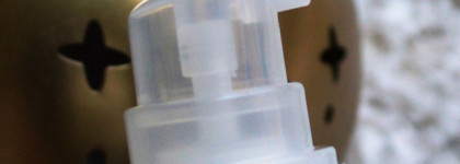 Масло для волос, которое стоит попробовать: Lakme Teknia Deep Care Drops