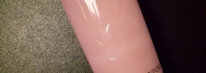 Не дай себе засохнуть. Чем я спасаюсь от сухости кожи зимой