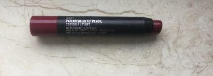 Одни из MAC Patentpolish lip pencil