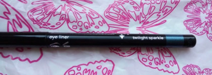 Замечательные карандаши для глаз "Диамант" в оттенках Сумеречная звезда и Сахарная слива от  Avon