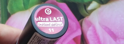 Essence Sweet Cherry на губах