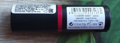 Essence Sweet Cherry на губах
