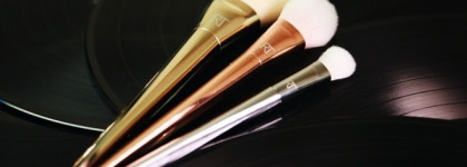 Набор кистей Bold Metals Collection - Essentials от Real Techniques