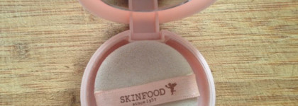 Как персик: Компактная пудра Skinfood Peach Sake Pore Pact