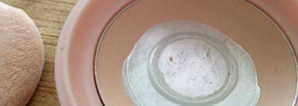 Как персик: Компактная пудра Skinfood Peach Sake Pore Pact