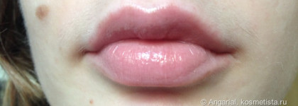 Два в цель, один мимо: Бальзамы для губ Baby lips от Maybelline