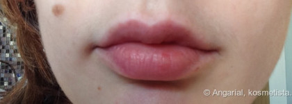 Два в цель, один мимо: Бальзамы для губ Baby lips от Maybelline