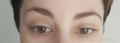 Вау, брови! Хайлайтер для усиления цвета бровей 3D Browtones Benefit
