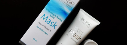 Отбеливающая маска-пилинг для лица с жемчугом и витамином С - Whitening and peeling facial Mask Pearl & Vitamin C Dr. Sea