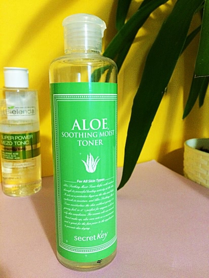 Утро начинается – Secret KEY Aloe Soothing Moist Toner, Bielenda Skin Clinic Professional Super Power Mezo Tonic