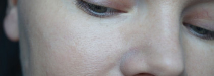 Тональный крем Fresher Skin Rimmel тон 100 Ivory